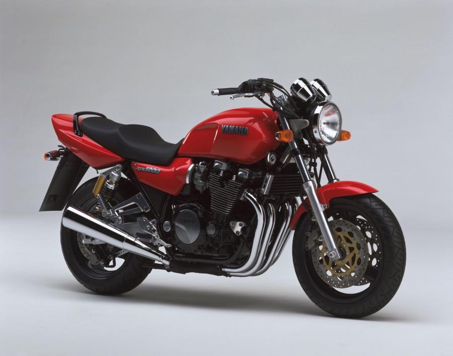 Yamaha XJR1200